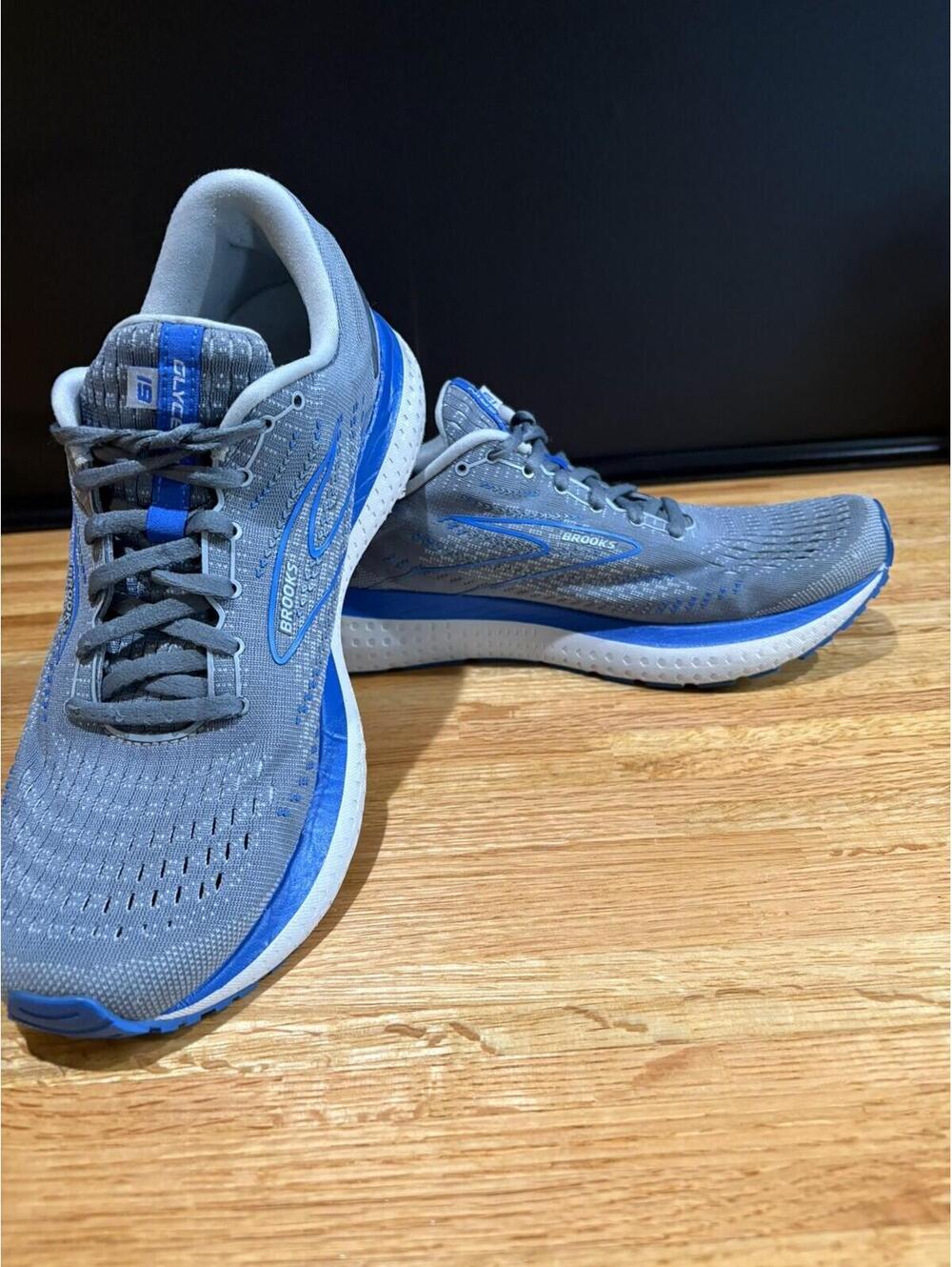 Brooks Mens Glycerin 19 1103561D095 Gray Running Shoes Sneakers Size 11